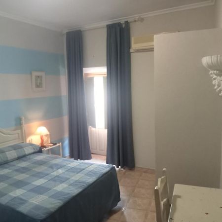 Hostal Трухільйо Екстер'єр фото