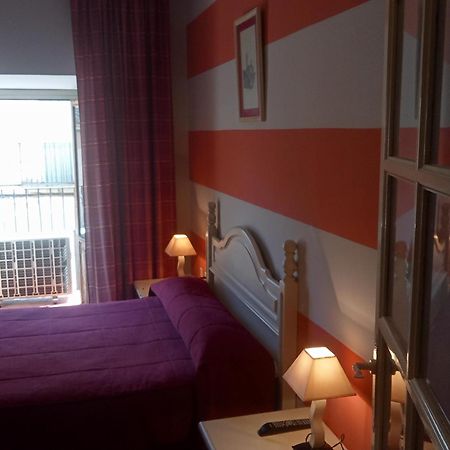 Hostal Трухільйо Екстер'єр фото