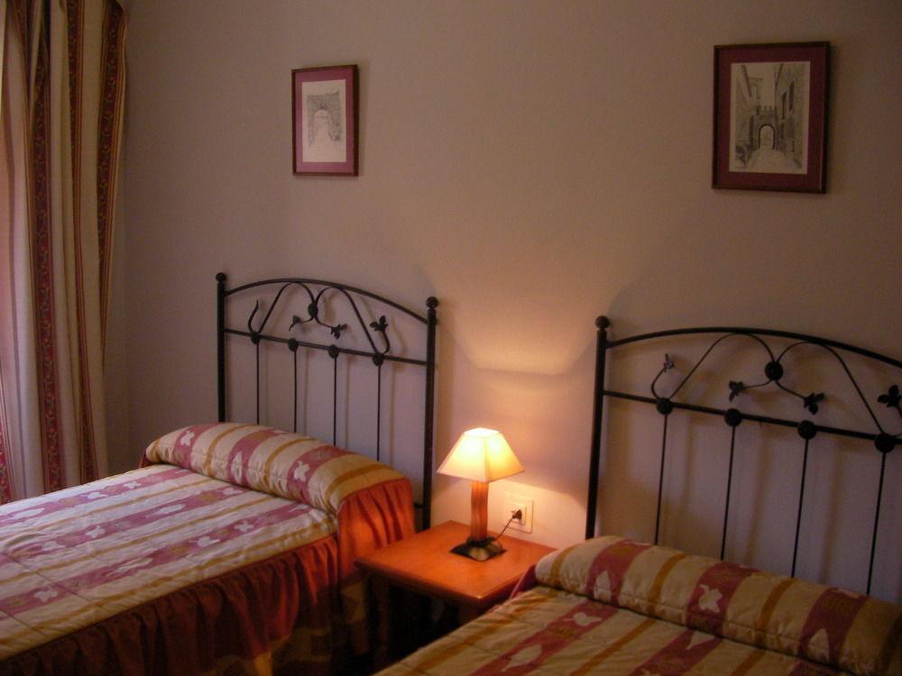 Hostal Трухільйо Екстер'єр фото