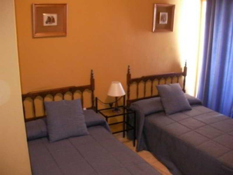 Hostal Трухільйо Екстер'єр фото